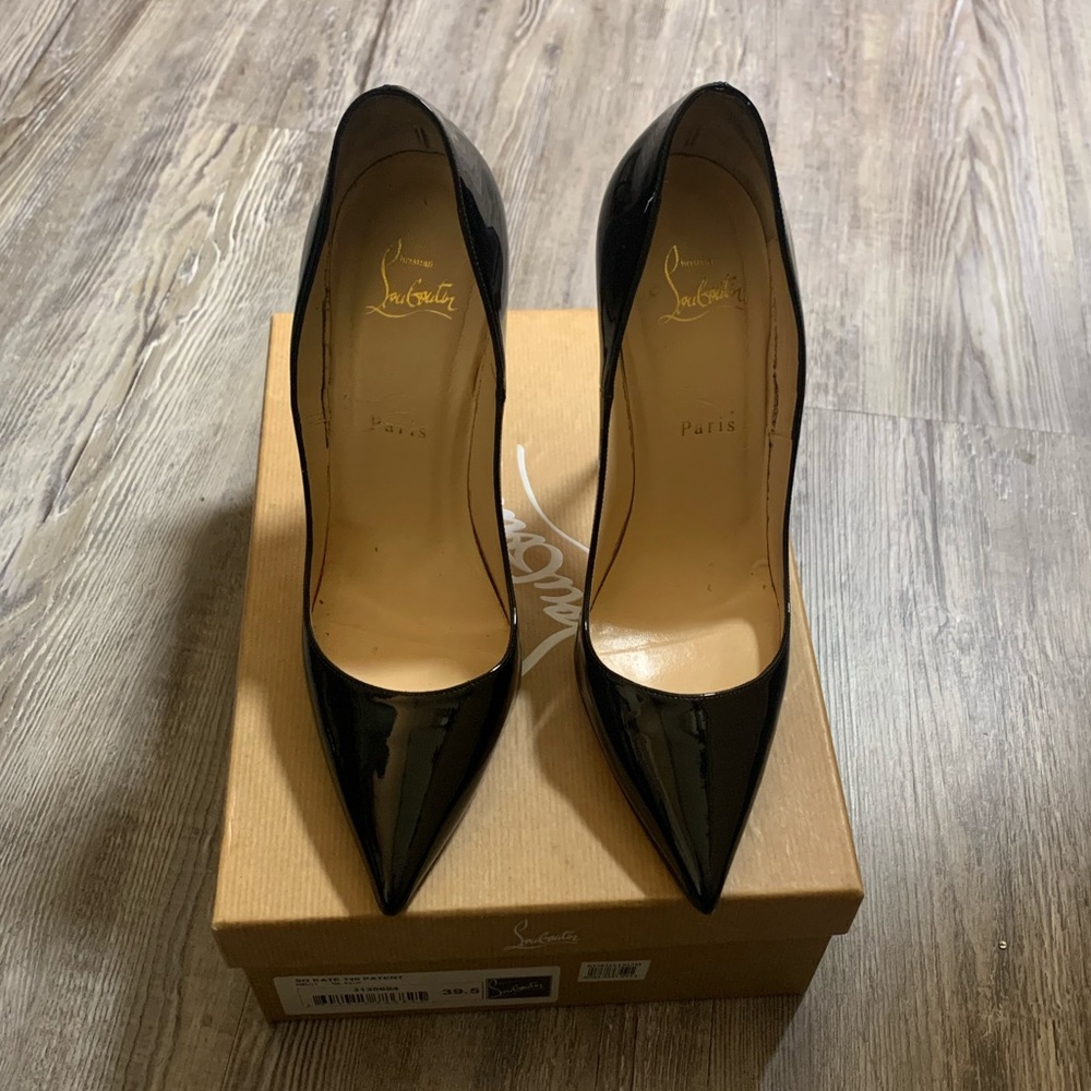 So Kate 120 Patent
CHRISTIAN LOUBOUTIN
